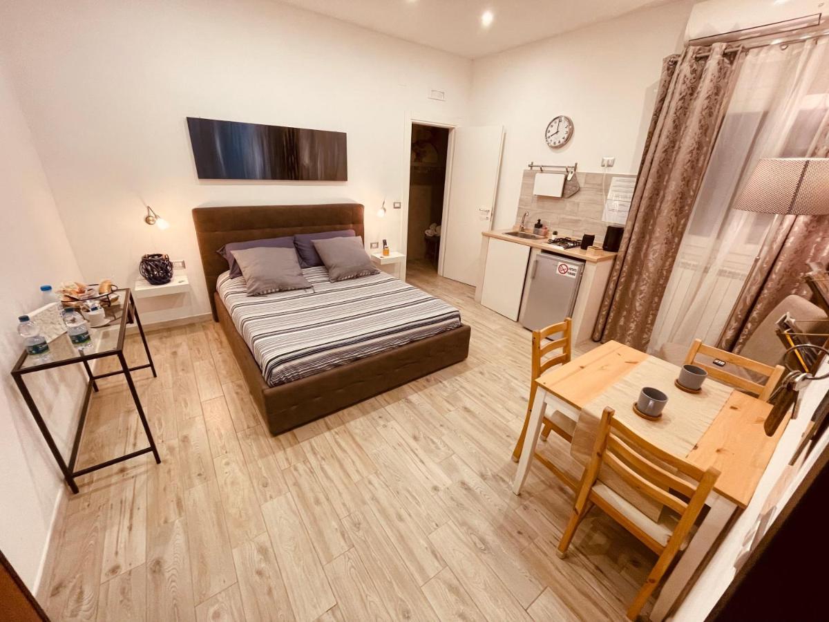La Piazzetta Bed & Breakfast Brindisi Ngoại thất bức ảnh