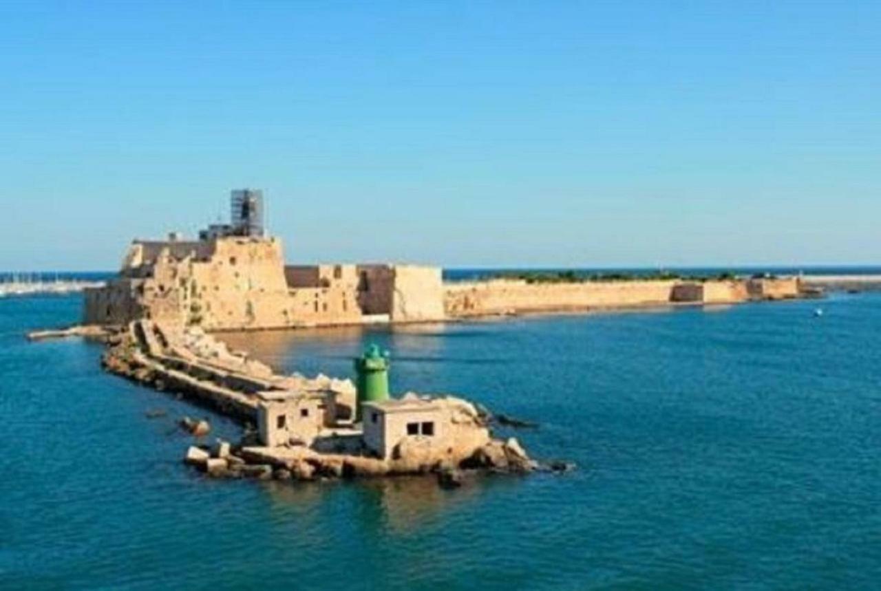 La Piazzetta Bed & Breakfast Brindisi Ngoại thất bức ảnh